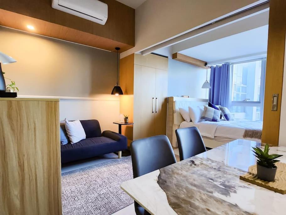 Luxestaysmnl Coastal Chic Netflx 380Mbps Pool Bgc Manila Eksteriør billede